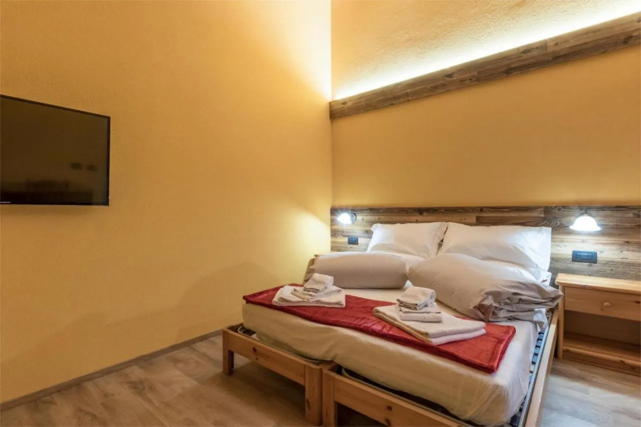 Agriturismo La Poina Livigno 0*,