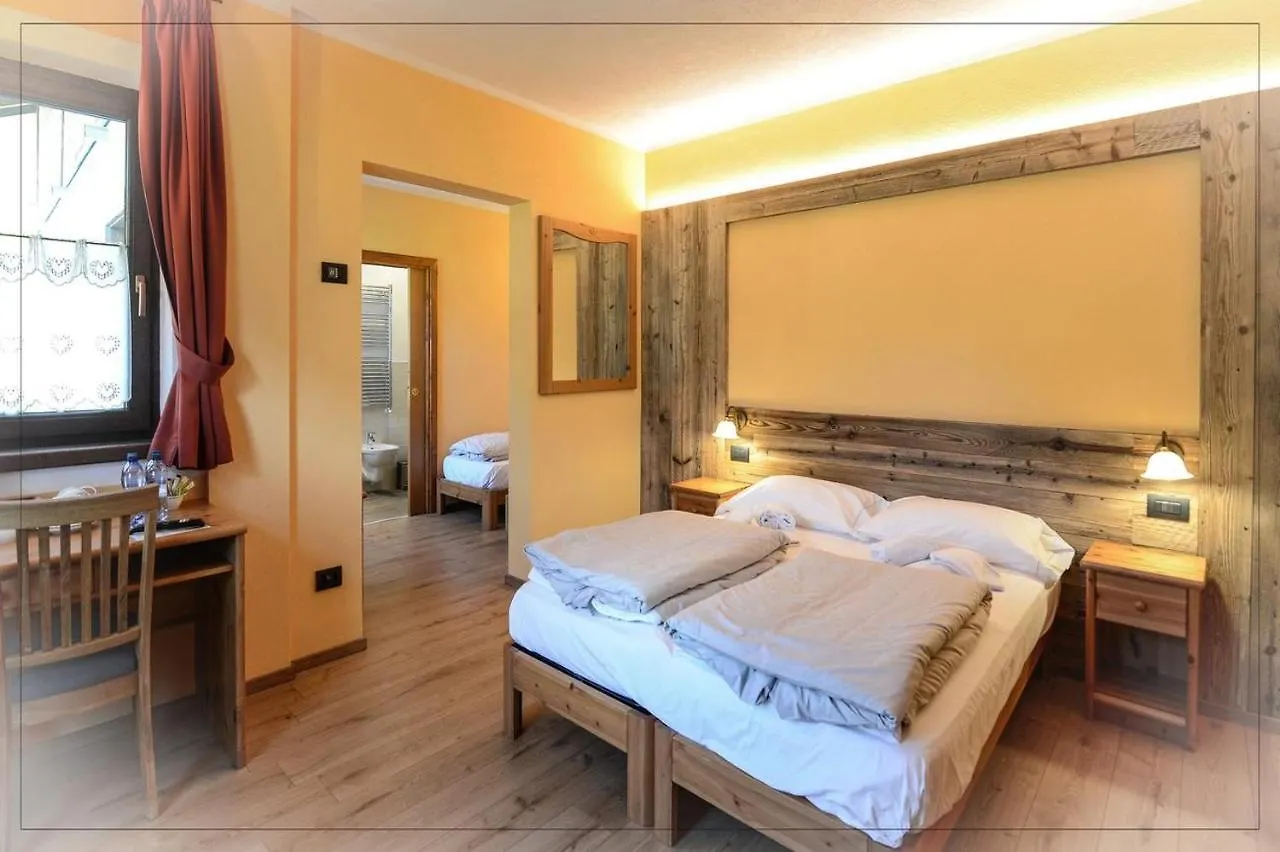 Agriturismo La Poina Livigno 0*,  Itálie